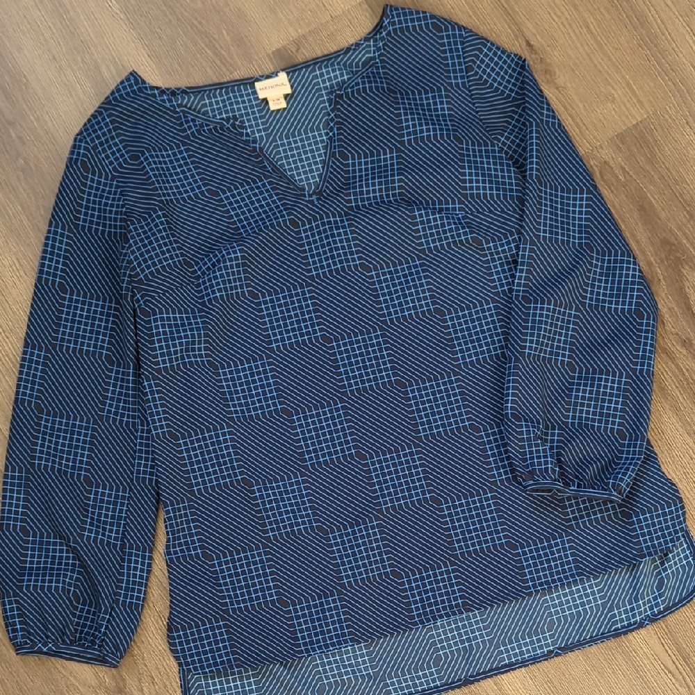 ❤️ 2 for $15 ❤️ Merona Navy Blue w/ Geometric Pattern V-Neck 3/4 Sleeve Top S/P